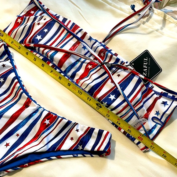 Bandeau swimsuit - Picture 9 of 14